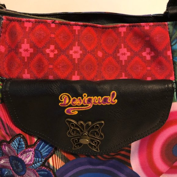 Great Versatile Desigual Handbag - Picture 2 of 8